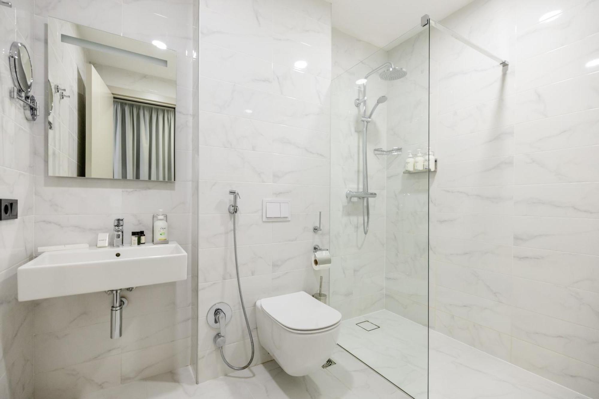Brosse Garden Hotell Tbilisi Eksteriør bilde