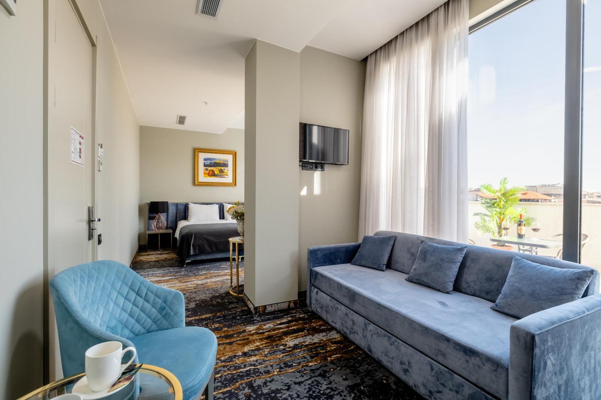 Brosse Garden Hotell Tbilisi Eksteriør bilde