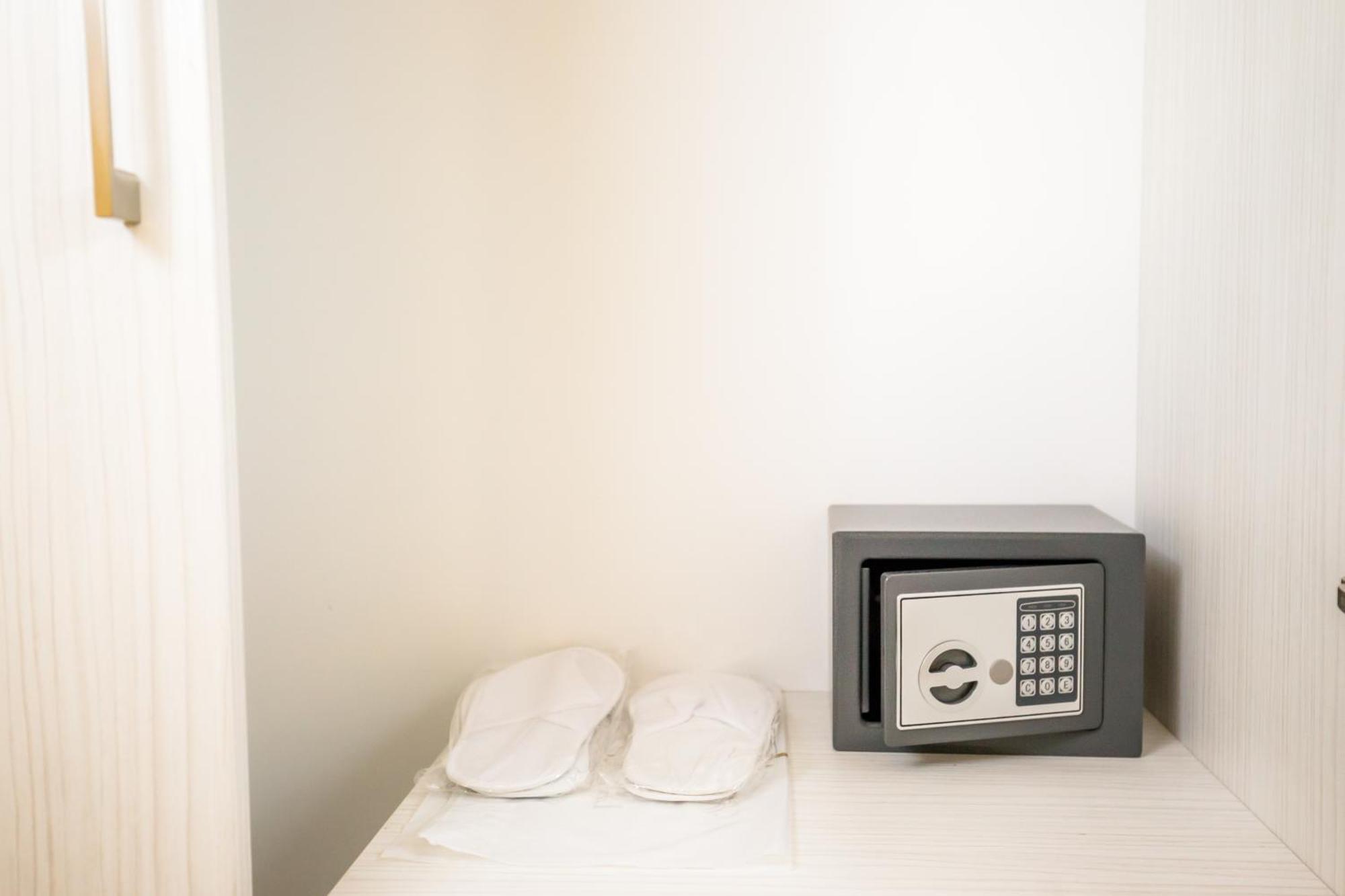 Brosse Garden Hotell Tbilisi Eksteriør bilde