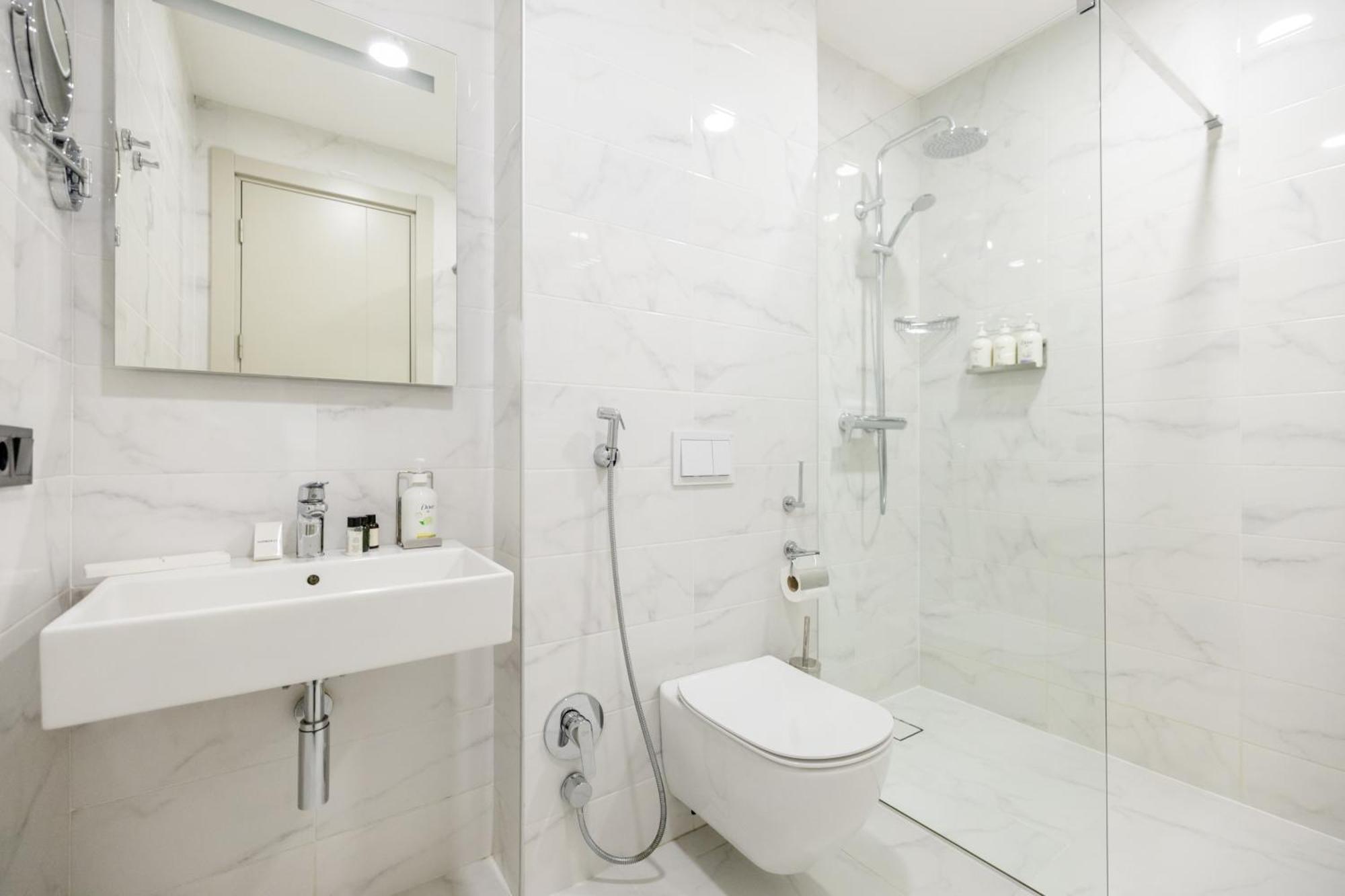 Brosse Garden Hotell Tbilisi Rom bilde