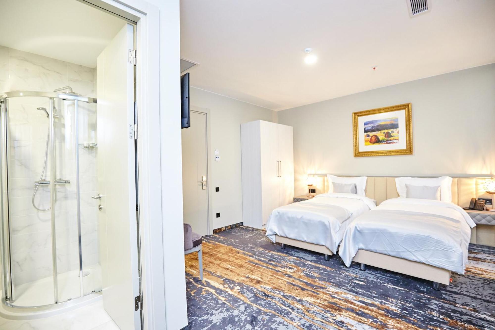 Brosse Garden Hotell Tbilisi Rom bilde